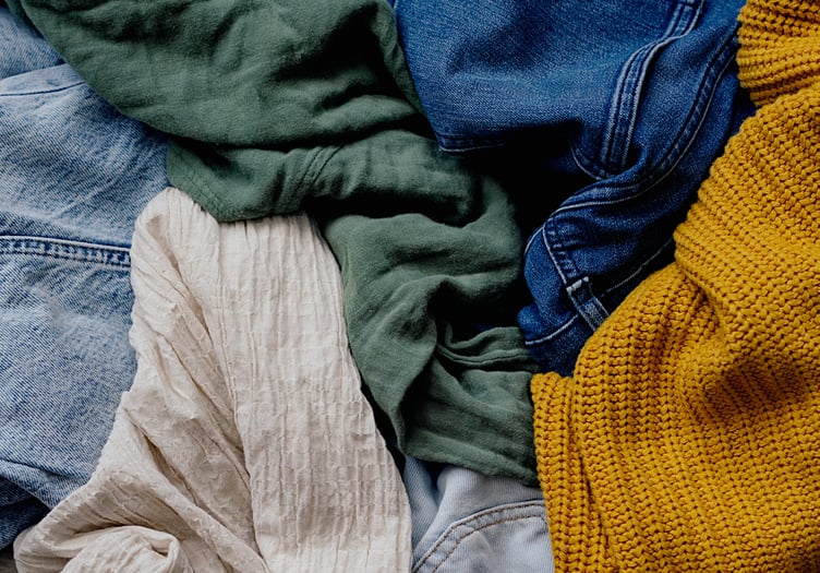 https://27191511.fs1.hubspotusercontent-eu1.net/hubfs/27191511/second-hand-wardrobe-idea-circular-fashion-eco-f-2023-11-27-05-11-02-utc.jpg